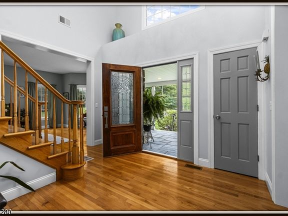 4th image of 1020 Old Foundry Rd
