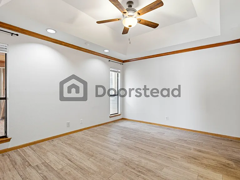 13845 Brook Hollow Blvd — Photo 14