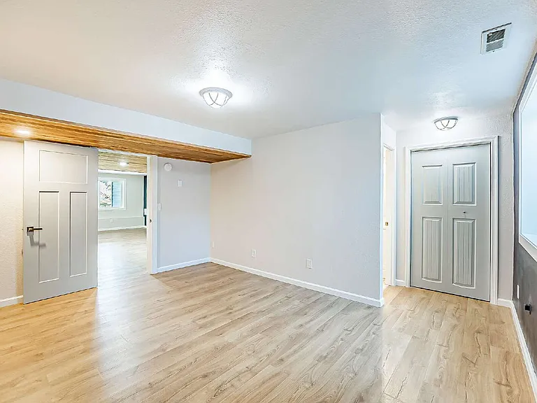 4634 Lighthouse Dr NE — Photo 17