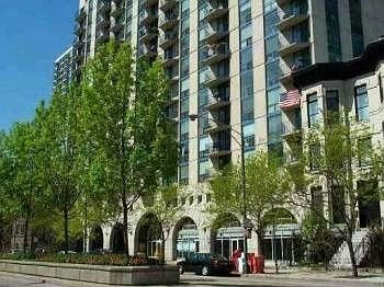 1st image of 1250 N La Salle Dr APT 1206