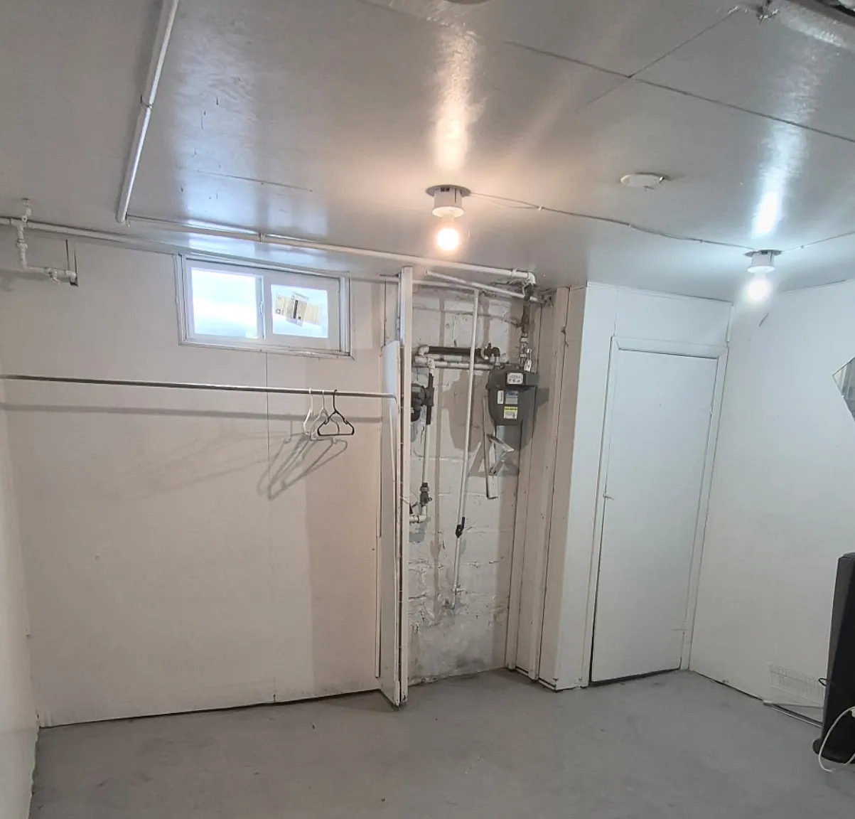 2 bed, 100 sqft, $1,550 — Photo 3
