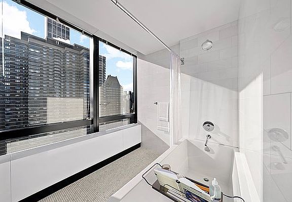 5th image of 1113 York Ave APT 20E