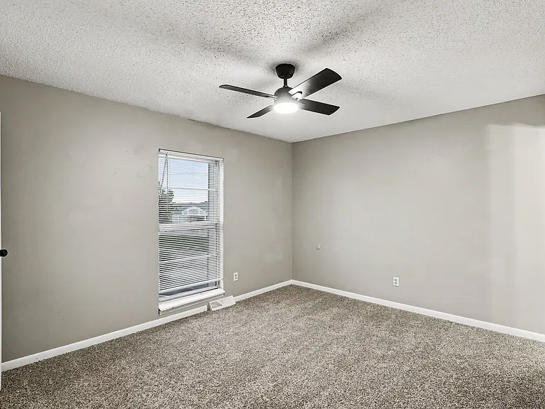 Apartments at Georgetown — Photo 21