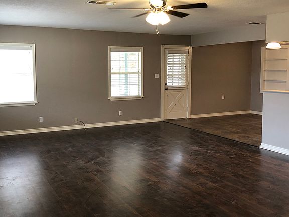 Living area to dining 