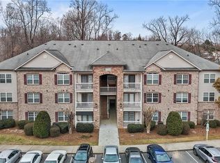 4505 Old Battleground Rd #208, Greensboro, NC 27410