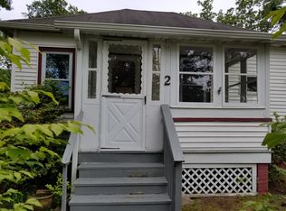 2 Holland Ave, Oakhurst, NJ 07755