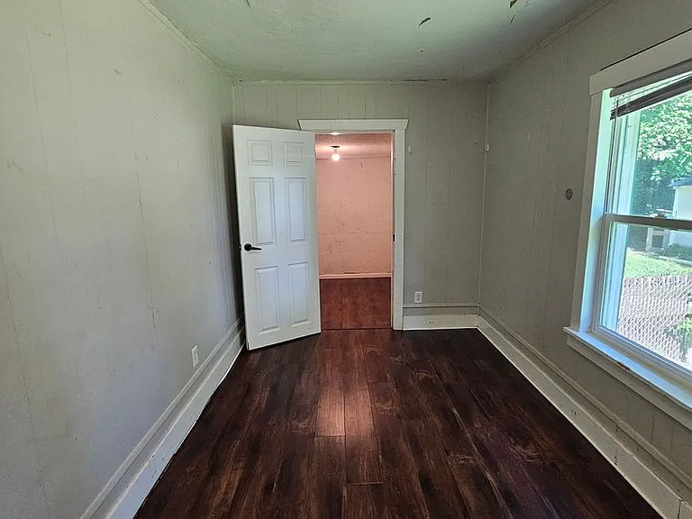 2503 N Delaware Ave — Photo 36