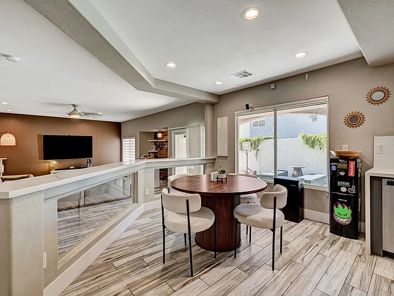 9748 Cathedral Stairs Ct — Photo 16