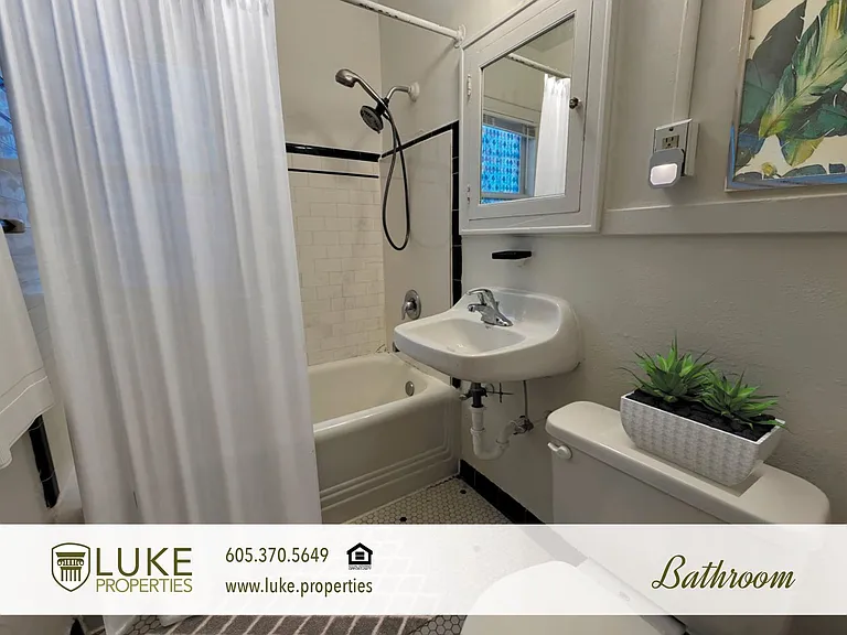 1216 S Center Ave #7 — Photo 19