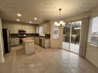 4333 Peninsula Dr, Modesto, CA 95356