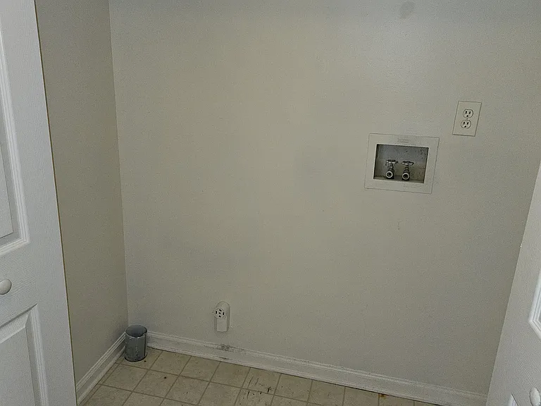 759 Ridgewood Dr — Photo 7