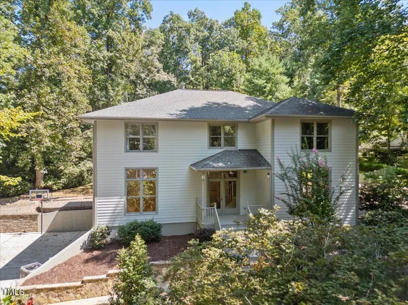 1813 Rolling Rd, Chapel Hill, NC 27514