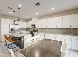 736 E Rojo Way UNIT 101, Gilbert, AZ 85297