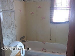 3rd image of 5739 Brait Ave