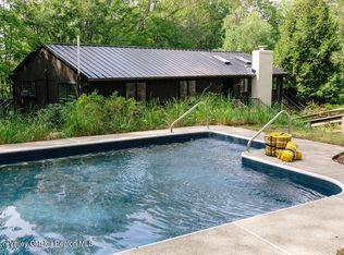 1 Van Buren Drive, Hillsdale, NY 12529