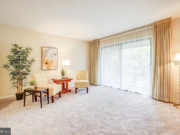 3rd image of 10628 Provincial Dr APT F