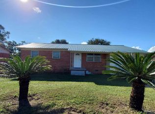 2023 N West St, Pensacola, FL 32505