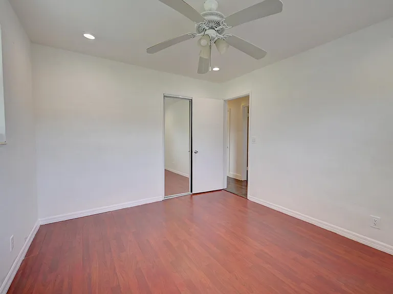 3919 Grant St — Photo 19