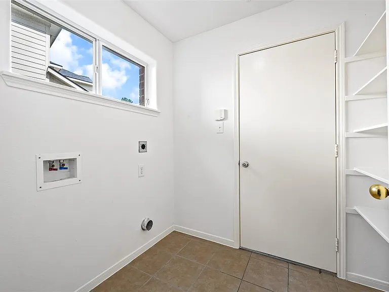5019 Woodland Meadows Ln — Photo 14
