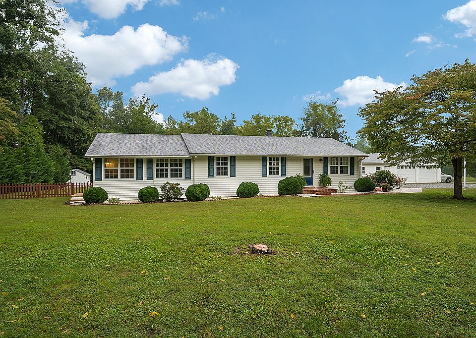 1st image of 18378 Cannonball Ln