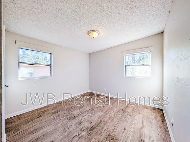 3118 Dignan St — Photo 10