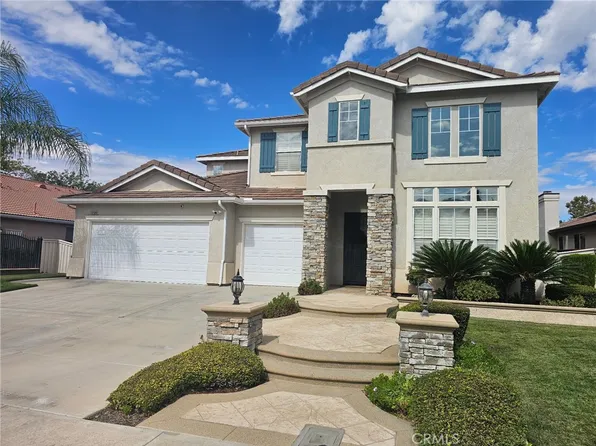 32380 Giverny Ct, Winchester, CA 92596