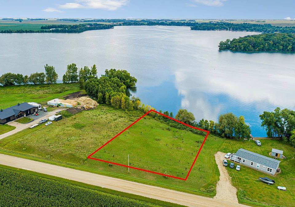 1st image of LOT 8 835th Ave