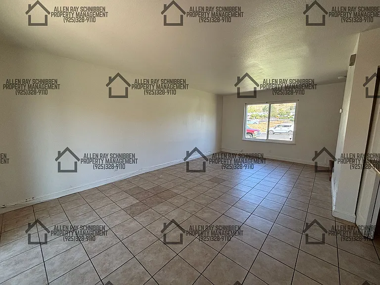 105 El Capitan Ln — Photo 4