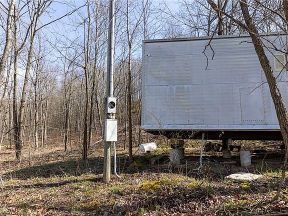 2nd image of 505 Back Run Rd