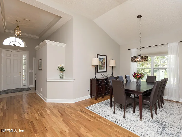 212 Island Green Dr — Photo 18