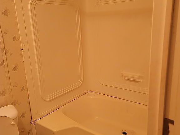 2nd image of 3330 Vista Way Ave