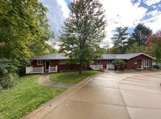1004 New Gambier Rd, Mount Vernon, OH 43050