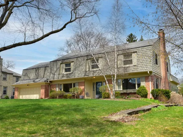 8118 Brookside PLACE, Wauwatosa, WI 53213