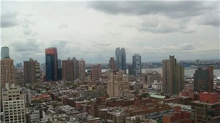 Rented by La Seven Inc. | media 14