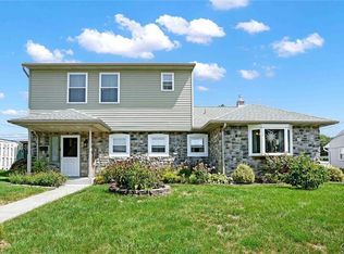 1906 Hilltop Ter, Bethlehem, PA 18018