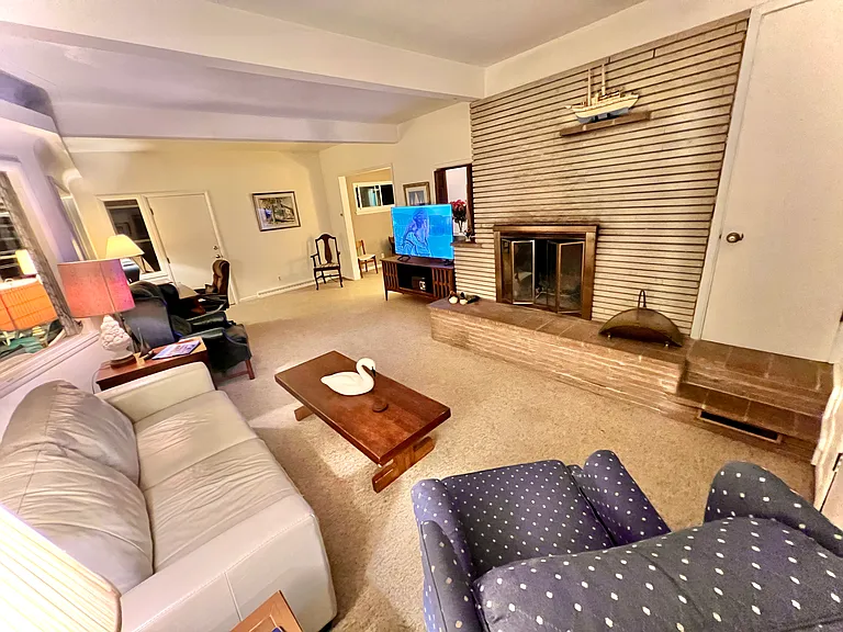 4046 Gratiot Ave — Photo 8