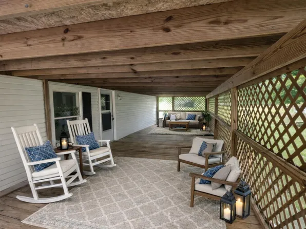 15009 Canary St, Brookville, IN 47012