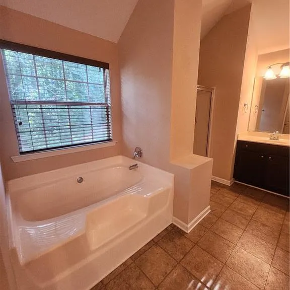 3860 Kittery Point — Photo 17