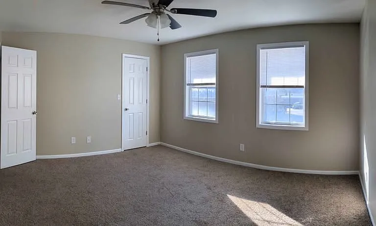 624 Lakeview Dr #C — Photo 7