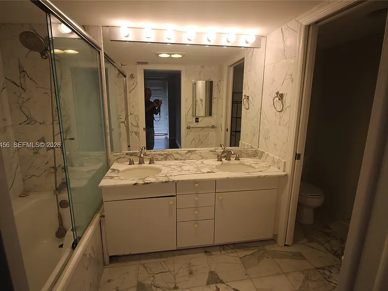 441 Valencia Ave #202 — Photo 9