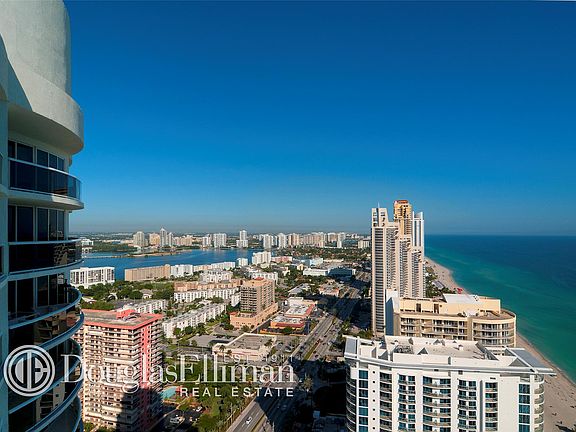 3rd image of 17201 Collins Ave APT 4002