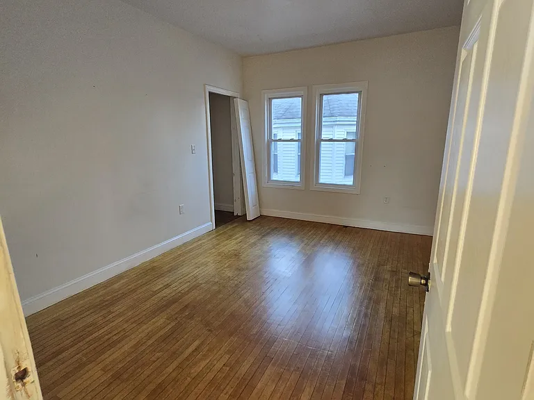 96 Moraine St #2 — Photo 2