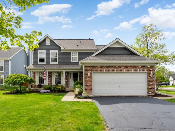 1125 Ironwood Ct, Elgin, IL 60120