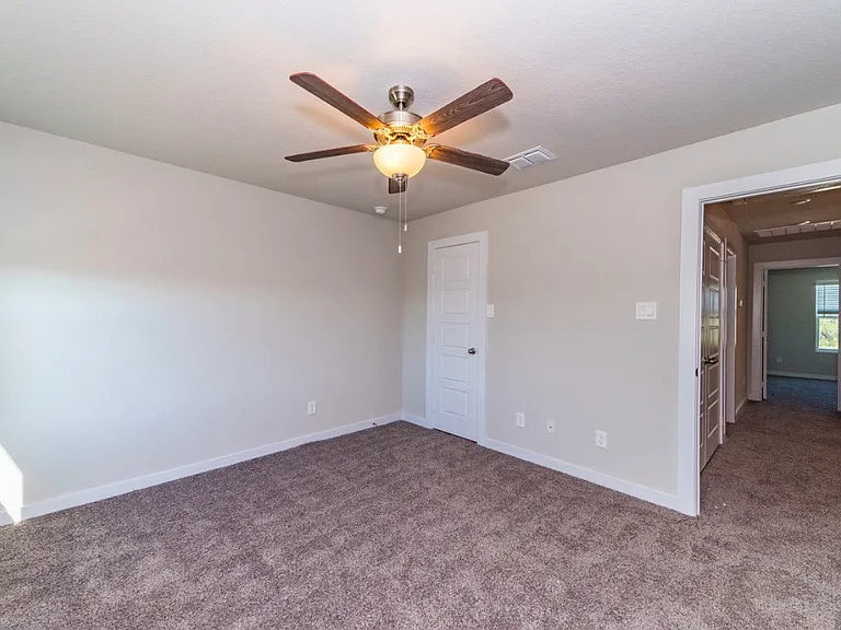 803 Abigail Aly — Photo 13