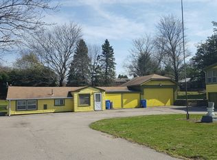 7 W Wrentham Rd, Cumberland, RI 02864