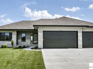 10019 S 186th Ave, Omaha, NE 68136