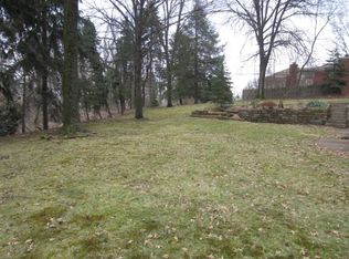 43 Bowstone Rd, Pittsburgh, PA 15235