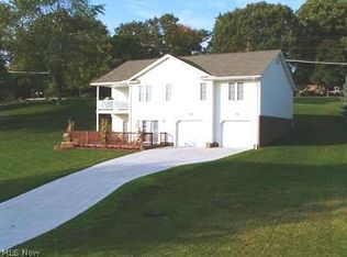 2420 Reno Dr NE, Louisville, OH
