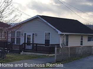 351 Eagle School Rd, Martinsburg, WV 25404