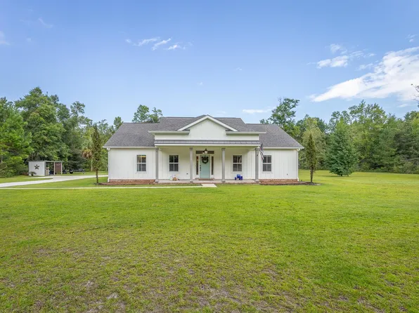 230 Martin Farms Rd, Crawfordville, FL 32327